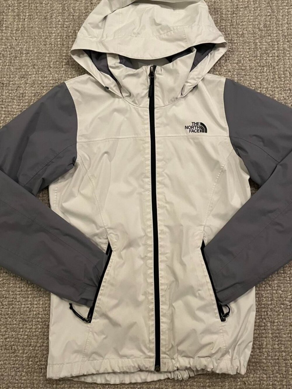 The North Face Rain Windbreaker Resolve Jacket, Womens, Size XS